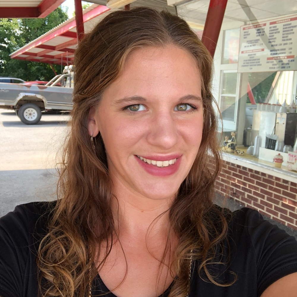 Meet your Posher, Ashley